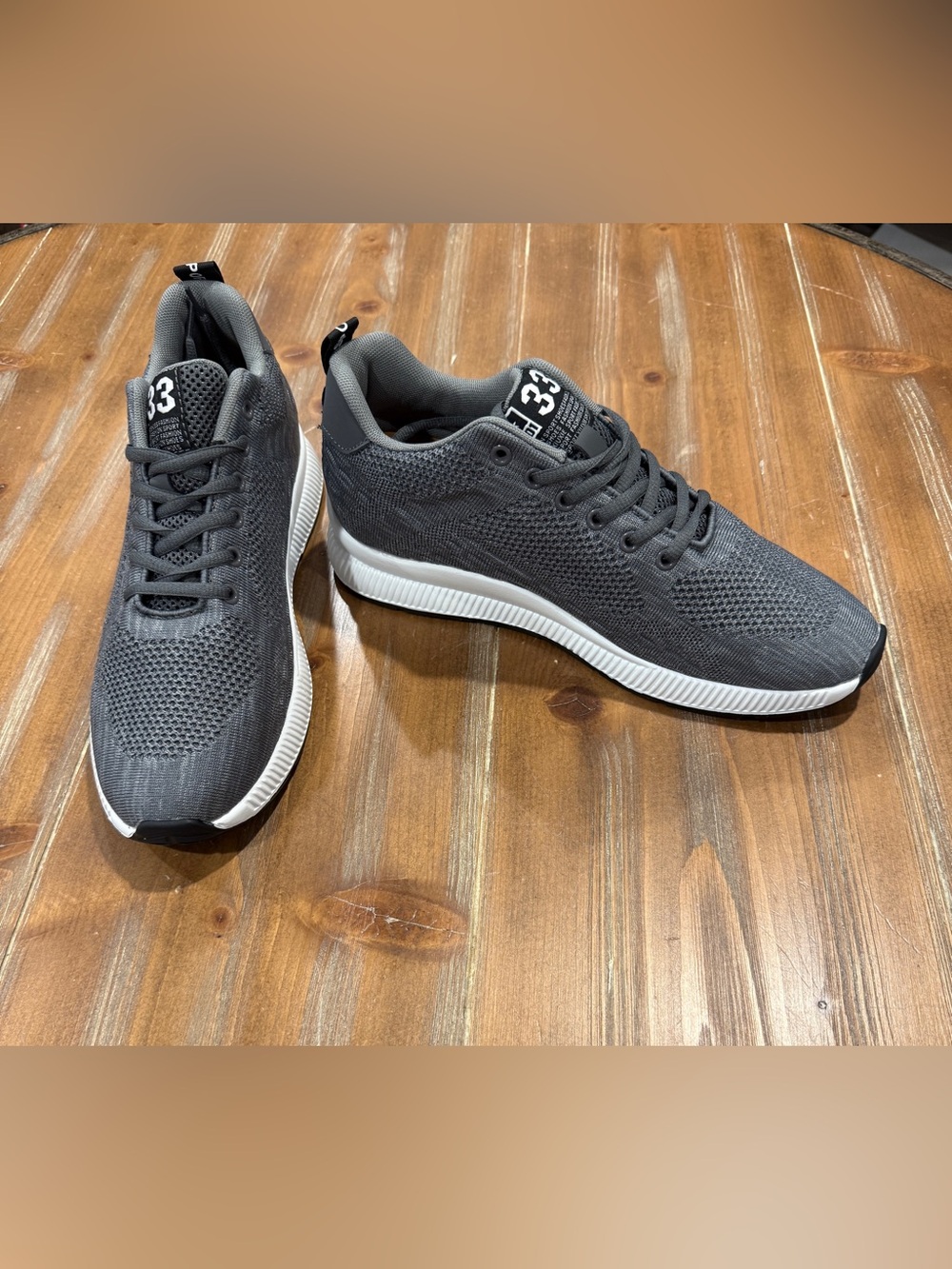 Men's Elevator Sneakers Invisible Height Increase Lightweight Size 43 Gray White
